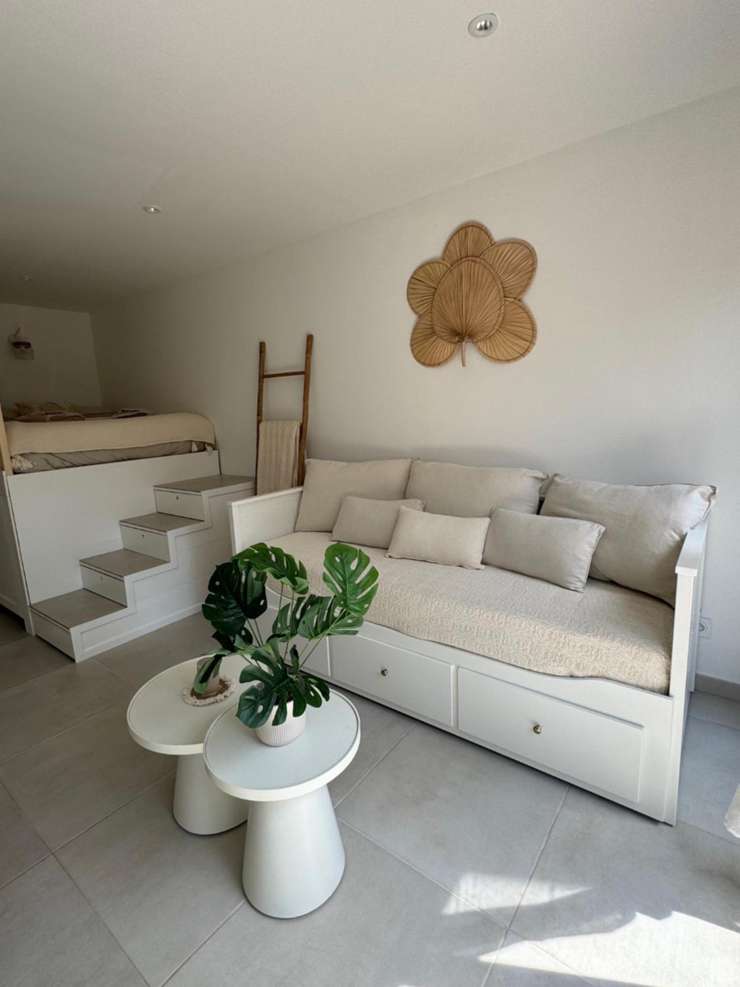 Chez Timmaflo Apartment Frejus Ngoại thất bức ảnh