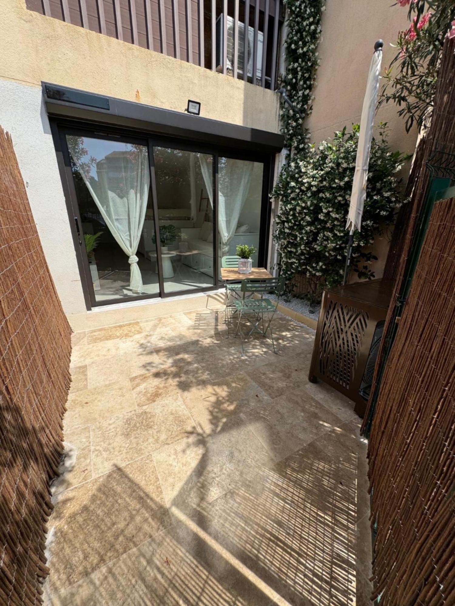 Chez Timmaflo Apartment Frejus Ngoại thất bức ảnh